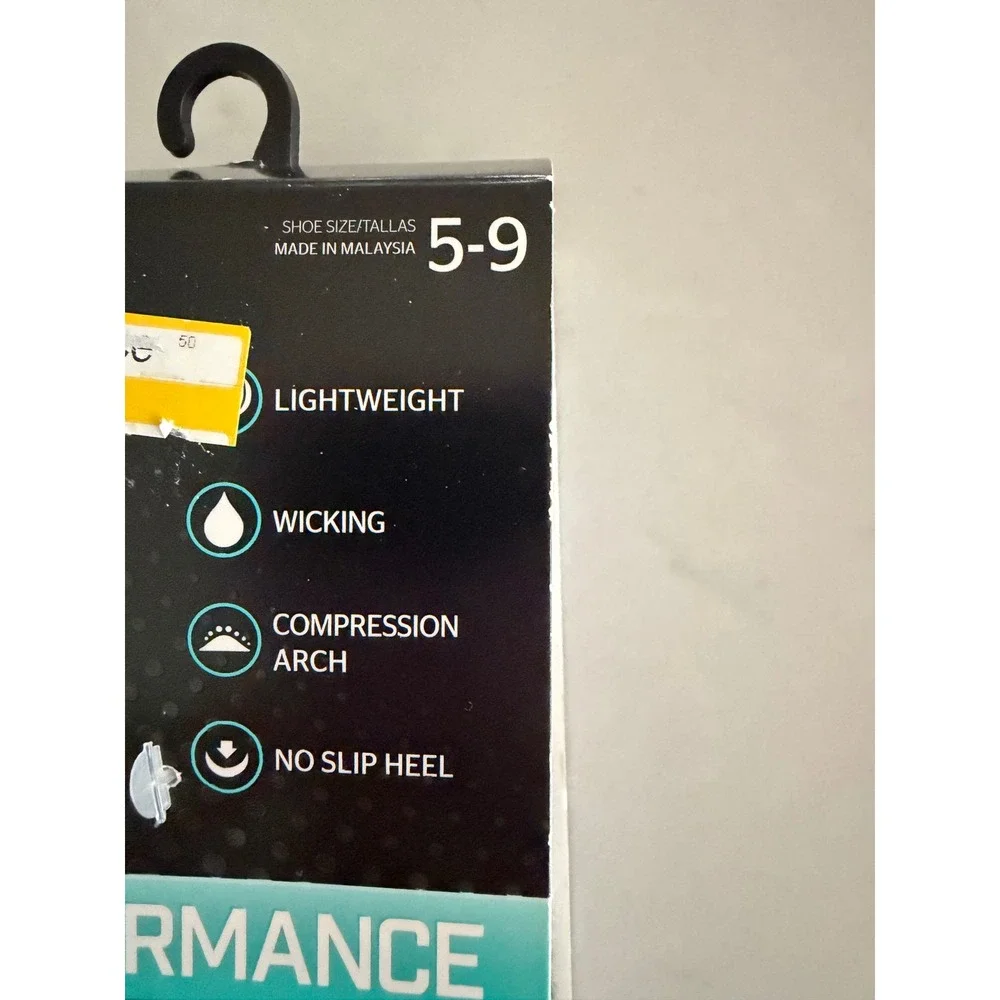 Hanes Premium Performance X-Temp‎ Liner Socks 6 Pair White Black 5-9 WP923